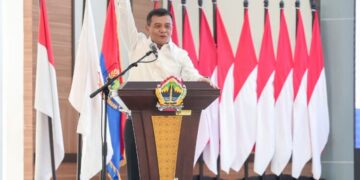 Bangkitkan Kejayaan Tenis Meja di Jateng, Gubernur Luthfi Dorong PTMSI Rutin Gelar Turnamen 10 Gubernur Jawa Tengah, Ahmad Luthfi, memberi sambutan dalam pelantikan pengurus PTMSI Jateng di Wisma Perdamaian, Kota Semarang, 1 Agustus 2026. (Humas Pemprov Jateng/Lingkarjateng.id)