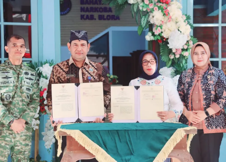 Penandatanganan nota kesepakatan antara BNN RI dan Pemkab Blora serta operasional ULT P4GN. Foto : Eko Wicaksono/Lingkar