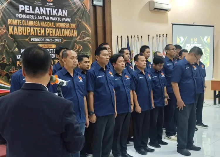 Proses Pelantikan Pengurus Antar Waktu (PAW) KONI Kabupaten Pekalongan periode 2026–2028, Kamis (28/8/2026). Foto : Fahri Akbar/ Lingkar
