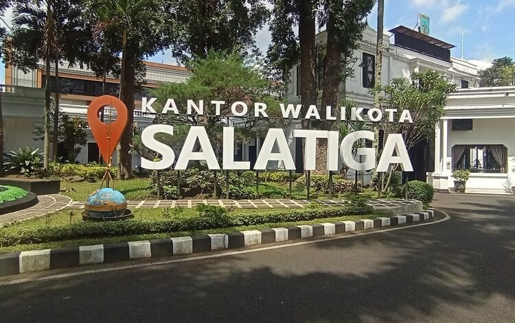 Pemkot Salatiga Ingatkan Tunggakan PBB-P2 Bisa Hambat Pengurusan BPHTB 25 Kantor Pemkot Salatiga. Foto : Angga Rosa/Lingkar
