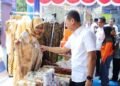 Bupati Kudus Sam’ani Intakoris saat menghadiri Gebyar Fest 81 Bank Jateng di Kantor Bank Jateng Cabang Kudus, Rabu (12/8). Foto : Nisa Hafizhotus Syarifa/Lingkar