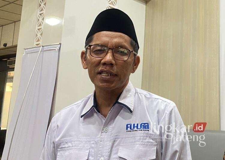 Ketua LFSP Jawa Tengah, Hasyim Muhammad, saat ditemui di Co Working Space, Kantor Gubernur Jawa Tengah, Selasa, 18 Agustus 2026. (Rizky Syahrul Al-Fath/Lingkarjateng.id)