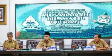 Wakil Gubernur Jawa Tengah, Taj Yasin Maimoen, memimpin rapat koordinasi persiapan penyelenggaraan Musabaqah Tilawatil Quran (MTQ) Nasional XXXI di kantor gubernur pada Senin, 24 Agustus 2026. (dok for Lingkarjateng.id)