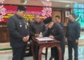 Persiapan Pilbup 2029, Pemkab Jepara Bentuk Rancangan Dana Cadangan 35 Penandatanganan persetujuan Perubahan Kedua Program Pembentukan Peraturan Daerah (Propemperda) Tahun 2026 dalam rapat paripurna yang digelar di ruang rapat paripurna DPRD Jepara pada Kamis, 6 Agustus 2026. (Tomi Budianto/Lingkarjateng.id)