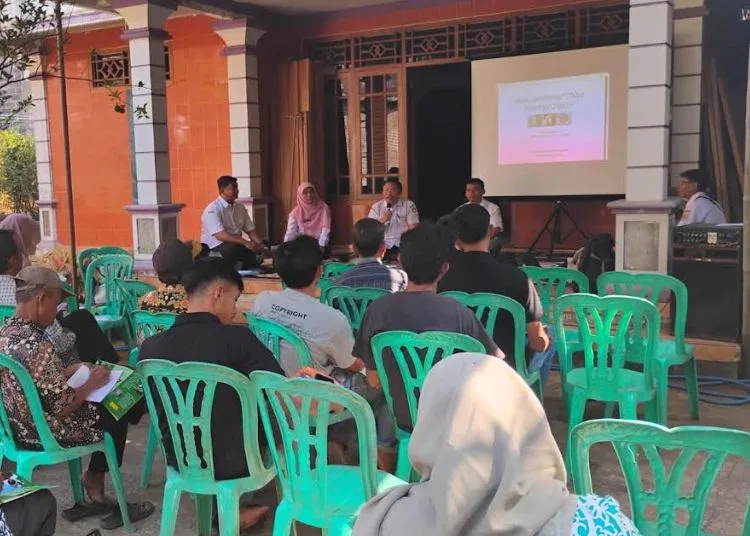 Dinas Pertanian dan Pangan (DPP) Kabupaten Kendal menggelar pelatihan pengendalian organisme pengganggu tumbuhan bagi petani cengkeh di Desa Kalices, Kecamatan Patean pada Rabu, 26 Agustus 2026. (dok for Lingkarjateng.id)