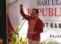 Resepsi HUT ke-81 RI, Plt Bupati Pekalongan Serukan Aksi Nyata Bangun Daerah 35 Pelaksana tugas Bupati Pekalongan, Sukirman, menghadiri Resepsi HUT ke-81 Kemerdekaan RI di Pendopo Rumah Dinas Bupati Pekalongan pada Senin, 17 Agustus 2026. (Fahri Akbar/Lingkarjateng.id)