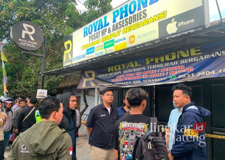 Konter Royal Phone yang menjadi sasaran perampokan yang berlokasi di Kelurahan Pojoksari, Kecamatan Ambarawa, Kabupaten Semarang. (Hesty Imaniar/Lingkarjateng.id)