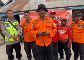 Pendaki Remaja Brebes Terjatuh ke Kawah Gunung Slamet, Korban Berhasil Dievakuasi dalam Kondisi Meninggal. Foto :Dok.SAR Semarang/Lingkar
