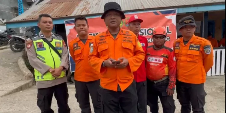 Pendaki Remaja Brebes Terjatuh ke Kawah Gunung Slamet, Korban Berhasil Dievakuasi dalam Kondisi Meninggal. Foto :Dok.SAR Semarang/Lingkar
