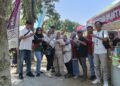 Stand UMKM lokal di event Bupati Cup KPXC 2026 di kawasan Curug Sewu, Kabupaten Kendal. (Anik Kustiani/Lingkarjateng.id)