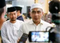 Wakil Gubernur Jawa Tengah Taj Yasin Maimoen memberikan keterangan usai menghadiri mauidhah hasanah pada acara Dzikro Maulidurrosul Muhammad SAW di Ponpes Ar Roudloh Babadan, Limpung, Batang, Selasa, 25 Agustus 2026. (Pemprov Jateng/Lingkarjateng.id)