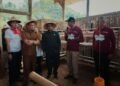 Gubernur Jawa Tengah, Ahmad Luthfi, meninjau peternakan terintegrasi di Desa Susukan, Kecamatan Wanayasa, Kabupaten Banjarnegara pada Senin, 10 Agustus 2026. (dok for Lingkarjateng.id)