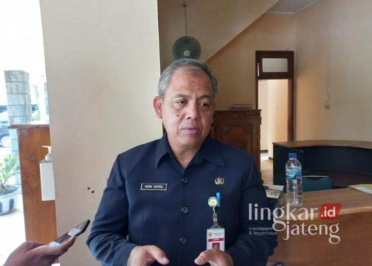 Kepala Badan Kepegawaian dan Pengembangan Sumber Daya Manusia (BKPSDM) Kabupaten Grobogan Padma Saputra saat dimintai keterangan, Selasa, 4 Agustus 2026. (Ahmad Abror/Lingkarjateng.id)