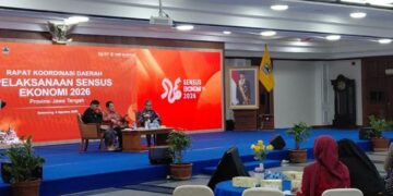 Wakil Kepala BPS RI, Sonny Harry Budiutomo saat rapat Koordinasi Daerah Pelaksanaan Sensus Ekonomi 2026 di Gedung Grahadika Bhakti Praja, Kota Semarang, Kamis, 6 Agustus 2026 sore. (Rizky Syahrul/Lingkarjateng.id)