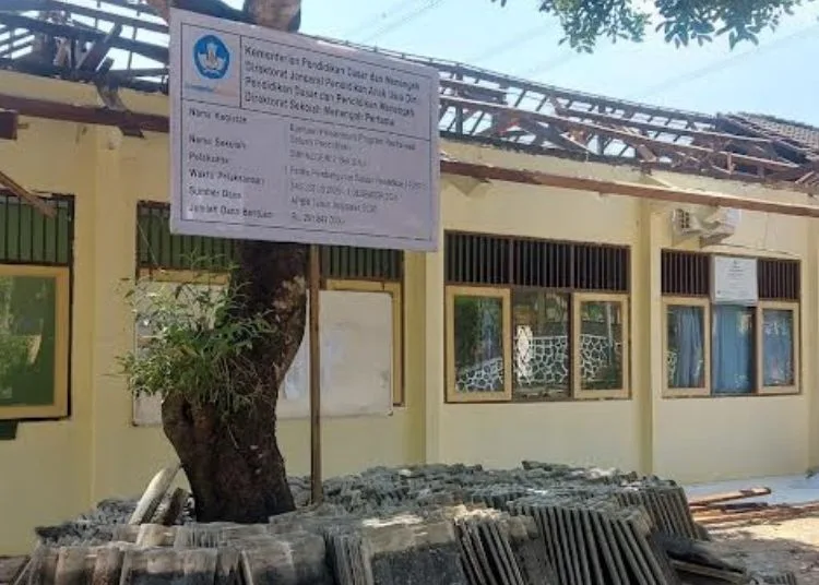 Program revitalisasi Kemendikdasmen yang menyasar salah satu sekolah di Kabupaten Jepara. (dok for Lingkarjateng.id)