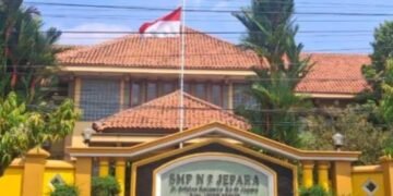 Ada Bakteri Salmonella di Menu MBG yang Bikin 123 Siswa dan Guru SMPN 2 Jepara Diare 1 SMPN 2 Jepara. (Dok. for Lingkarjateng.id)