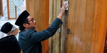 Prosesi penjamasan Soko Guru warisan Wali Songo Masjid Agung Kendal, Sabtu, 1 Agustus 2026. (Dok. Pribadi/Lingkarjateng.id)