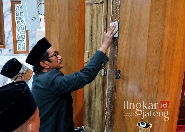 Jamasan 4 Soko Guru Warisan Wali, Bupati Tika Ajak Makmurkan Masjid Agung Kendal 25 Prosesi penjamasan Soko Guru warisan Wali Songo Masjid Agung Kendal, Sabtu, 1 Agustus 2026. (Dok. Pribadi/Lingkarjateng.id)