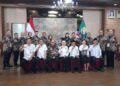 Kendal Jadi Lokus Visitasi PKN II, Perkembangan KIK dan Ekonomi Daerah Disorot 26 Bupati Kendal, Dyah Kartika Permanasari foto bersama dengan para peserta visitasi dari PKN II Angkatan XVII Tahun 2026. (Anik Kustiani/Lingkarjateng.id)