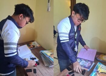 Pengolahan Teknis Bahan Pustaka Baru melalui Inventarisasi dan Klasifikasi Koleksi Buku Hibah Perpustakaan Desa Duyungan 25 kkn