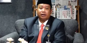 Ketua Komisi D DPRD Pati Teguh Bandang Waluyo saat menjadi pembicara di Bedah Opini Lingkar TV. (Lingkar TV)