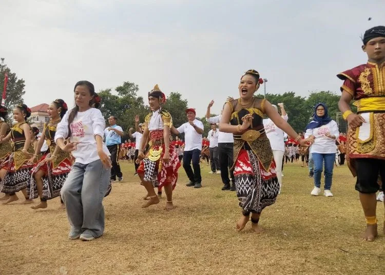Kemeriahan Tari Kolosal di Alun-alun Pati, Minggu, 23 Agustus 2026. (Lingkarjateng.id)