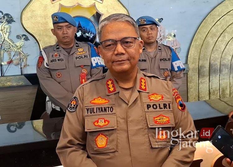 Ekshumasi Makam Sutrimo Penjaga Kediaman Eks Jampidsus Febrie Adriansyah Digelar Besok 25 Kabid Humas Polda Jateng Kombes Pol Yuliyanto saat diwawancara awak media, Selasa, 11 Agustus 2026. (Rizky Syahrul/Lingkarjateng.id)