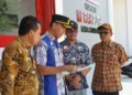 Sekretaris Daerah Grobogan Anang Armunanto saat bersama tim melakukan verifikasi dan validasi KDKMP Desa Candisari, Kamis (24/9/2026). Foto : Dok.Setda Grobogan/Lingkar