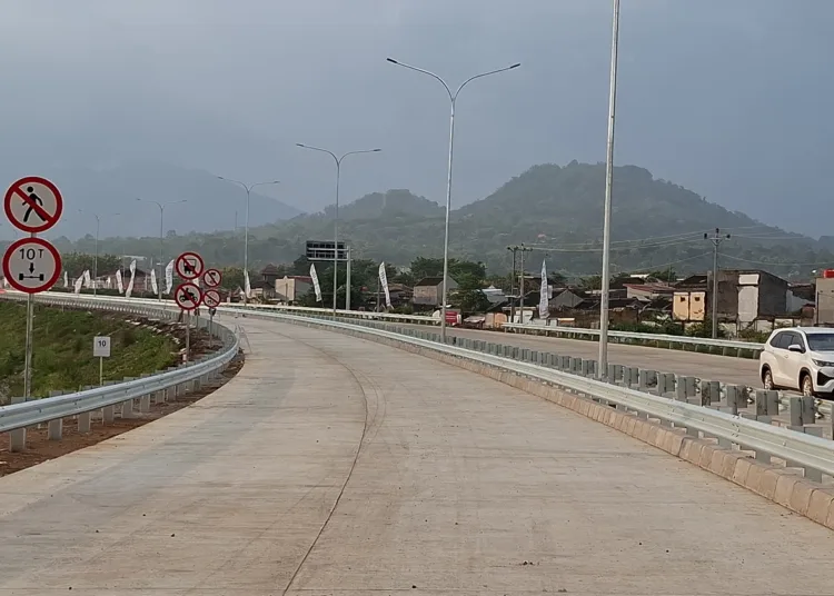 Kondisi ruas Tol Bawen-Ambarawa yang masuk di wilayah Kabupaten Semarang untuk ruas Tol Bawen-Jogja yang dikelola oleh PT Jasa Marga Jogja-Bawen. Foto : Lingkar Network/Hesty Imaniar
