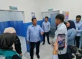 Wakil Kepala BGN Mayjen (Purn) TNI. Trenggono saat sidak di SPPG Bawang, Sabtu (26/9). Foto : Dok.Lingkar Jateng.id