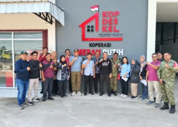 Dinas Perdagangan, Koperasi dan UKM (Disdagkop dan UKM) Kabupaten Kendal melakukan verifikasi dan validasi bangunan Koperasi Merah Putih. (dok for Lingkarjateng.id)