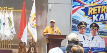 Bupati Batang M. Faiz Kurniawan memberikan sambutan saat Retreat Atlet Porprov XVII di Ballroom KEK Industropolis Batang, Kabupaten Batang pada Minggu, 13 September 2026. (dok for Lingkarjateng.id)