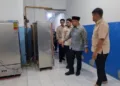 Bupati Batang, M. Faiz Kurniawan, didampingi perwakilan BGN Jawa Tengah, melakukan sidak ke SPPG Bela Batang Sejahtera di Kecamatan Bawang, Kamis, 24 September 2026. (Dok. Lingkarjateng.id)