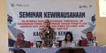 Bupati Kendal Dyah Kartika Permanasari menghadiri seminar kewirausahaan yang diselenggarakan Dinas Kepemudaan, Olahraga dan Pariwisata (Disporapar) di aula Kecamatan Sukorejo, Selasa, 8 September 2026. (Anik Kustiani/Lingkarjateng.id)
