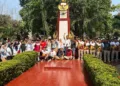 Jajaran DPC Gerindra Kudus berfoto bersama dalam kegiatan kerja bakti di kawasan Makam Pahlawan Kaliputu, Kecamatan Kudus Kota, Minggu pagi, 27 September 2026. (Dok. For Lingkarjateng.id)