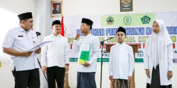 Gubernur Jawa Tengah, Ahmad Luthfi, bersama Wakil Gubernur Taj Yasin Maimoen menemui Kafilah Jateng untuk MTQ Nasional di Asrama Haji Manyaran, Kota Semarang, Rabu, 2 September 2026. (Humas Pemprov Jateng/Lingkarjateng.id)