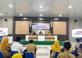 Rakor Gugus Tugas Kabupaten Layak Anak (KLA) Tahun 2026 di Aula Dinsos P2PA Kabupaten Demak, Selasa (1/9). Foto : Lingkar Network/Burhan
