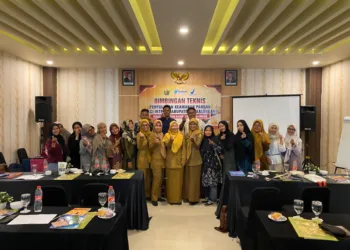 Bimtek penyuluhan keamanan pangan dan jejaring bisnis bagi IRTP di Hotel Grand Dian Wiradesa, Selasa (1/9/2026). Foto : Fahri Akbar/ Lingkar