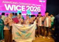 Tim SMP RUQ Al Falah Salatiga menunjukkan medali emas yang diraih dalam kompetisi World Invention Competition and Exhibition (WICE) di Selangor, Malaysia, Rabu, 23 September 2026. Foto : Dok.SMP RUQ Al Falah/Lingkar