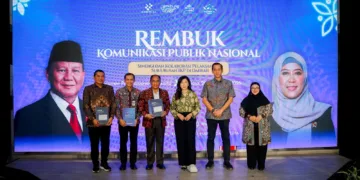 Dirjen Komunikasi Publik dan Media Fifi Aleyda Yahya saat membuka Workshop Rembuk Komunikasi Publik Nasional di Monumen Pers Nasional, Kota Solo. Foto : Dok.Komdigi for Lingkar