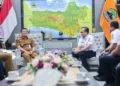 Gubernur Jawa Tengah Ahmad Luthfi saat menerima audiensi EVP Daop 4 Semarang Mohamad Arie Fathurrochman di Semarang, Senin, 7 September 2026. (Dok. Pemprov Jateng/Lingkarjateng.id)