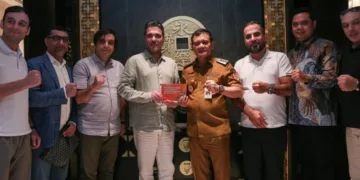 Gubernur Jawa Tengah Ahmad Luthfi usai bertemu calon investor dari Dubai di sela kegiatan di Jakarta, Selasa, 15 September 2026. (Humas Pemprov Jateng/Lingkarjateng.id)