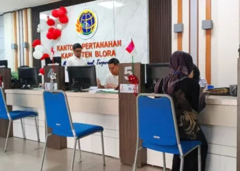 ILUSTRASI: Pelayanan di Kantor Pertanahan ATR/BPN Kabupaten Blora. (Eko Wicaksono/Lingkarjateng.id)