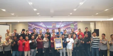 Manajemen klub dan koordinator suporter sepak bola Jawa Tengah menyatakan komitmen jaga kondusivitas pada liga sepak bola musim 2026/2027 di Semarang, Selasa, 15 September 2026. (dok for Lingkarjateng.id)