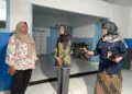Kepala Perwakilan Ombudsman RI Provinsi Jawa Tengah, Siti Farida, saat melakukan sidak di SPPG Bawang pascakasus keracunan MBG di Kecamatan Batang baru-baru ini. (Humas Perwakilan Ombudsman RI Provinsi Jateng/Lingkarjateng.id)