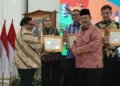 Bupati Kendal, Dyah Kartika Permanasari, menerima penghargaan PPD Nasional 2026 di Jakarta, Rabu, 30 September 2026. (Dok. For Lingkarjateng.id)