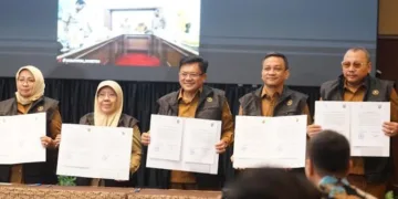 Wali Kota Salatiga Robby Hernawan (tengah) mengikuti Rapat Koordinasi Teknis dan Advokasi Pencegahan dan Percepatan Penurunan Stunting Regional Jawa, Bali, dan Nusa Tenggara 2026 di Semarang, Selasa, 22 September 2026. (Prokompim Setda Salatiga/Lingkarjateng.id)