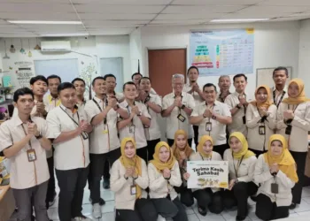 Tim Adira Finance menghadirkan #TerimaKasihSahabat di Kendal dalam memperingati Hari Pelanggan Nasional 2026. (dok for Lingkarjateng.id)