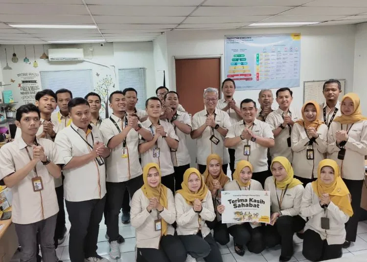 Tim Adira Finance menghadirkan #TerimaKasihSahabat di Kendal dalam memperingati Hari Pelanggan Nasional 2026. (dok for Lingkarjateng.id)