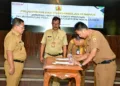 Plt. Bupati Pekalongan, Sukirman, melantik 10 pejabat JPTP di Aula Lantai I Sekretariat Daerah Kabupaten Pekalongan, Senin, 28 September 2026. (Humas Pemkab Pekalongan/Lingkarjateng.id)